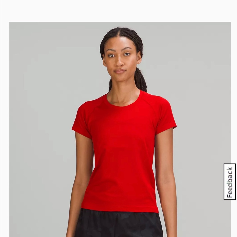 Swiftly Tech Short Sleeve Shirt 2.0 
Race Length Size 6 Red